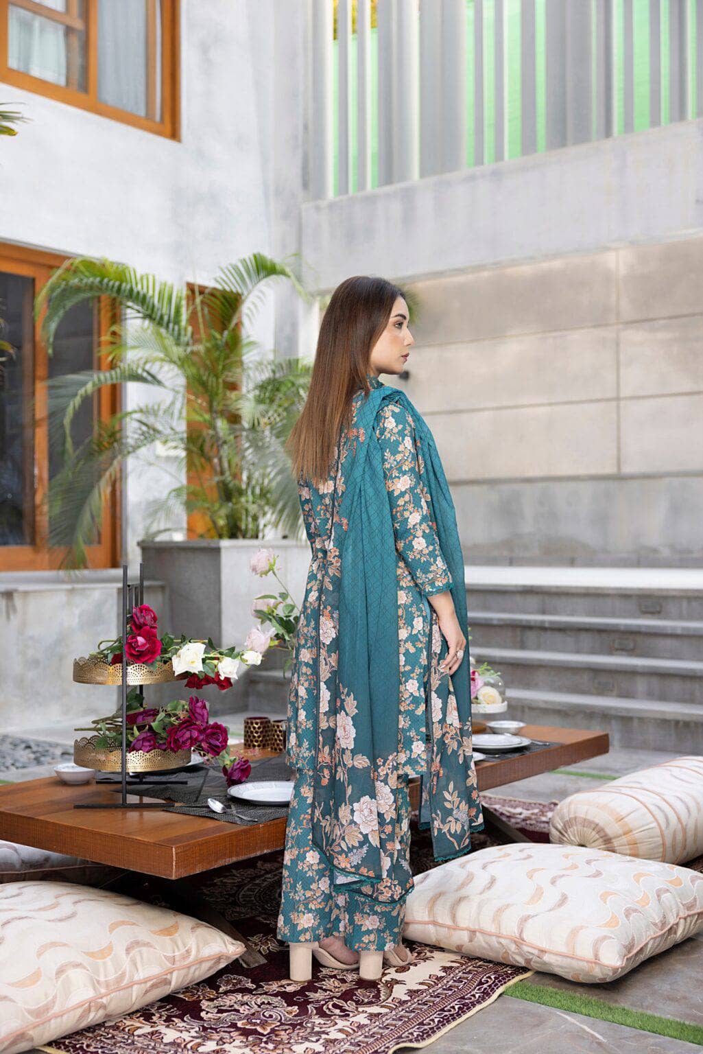 img_identics_by_regalia_awwal_boutique