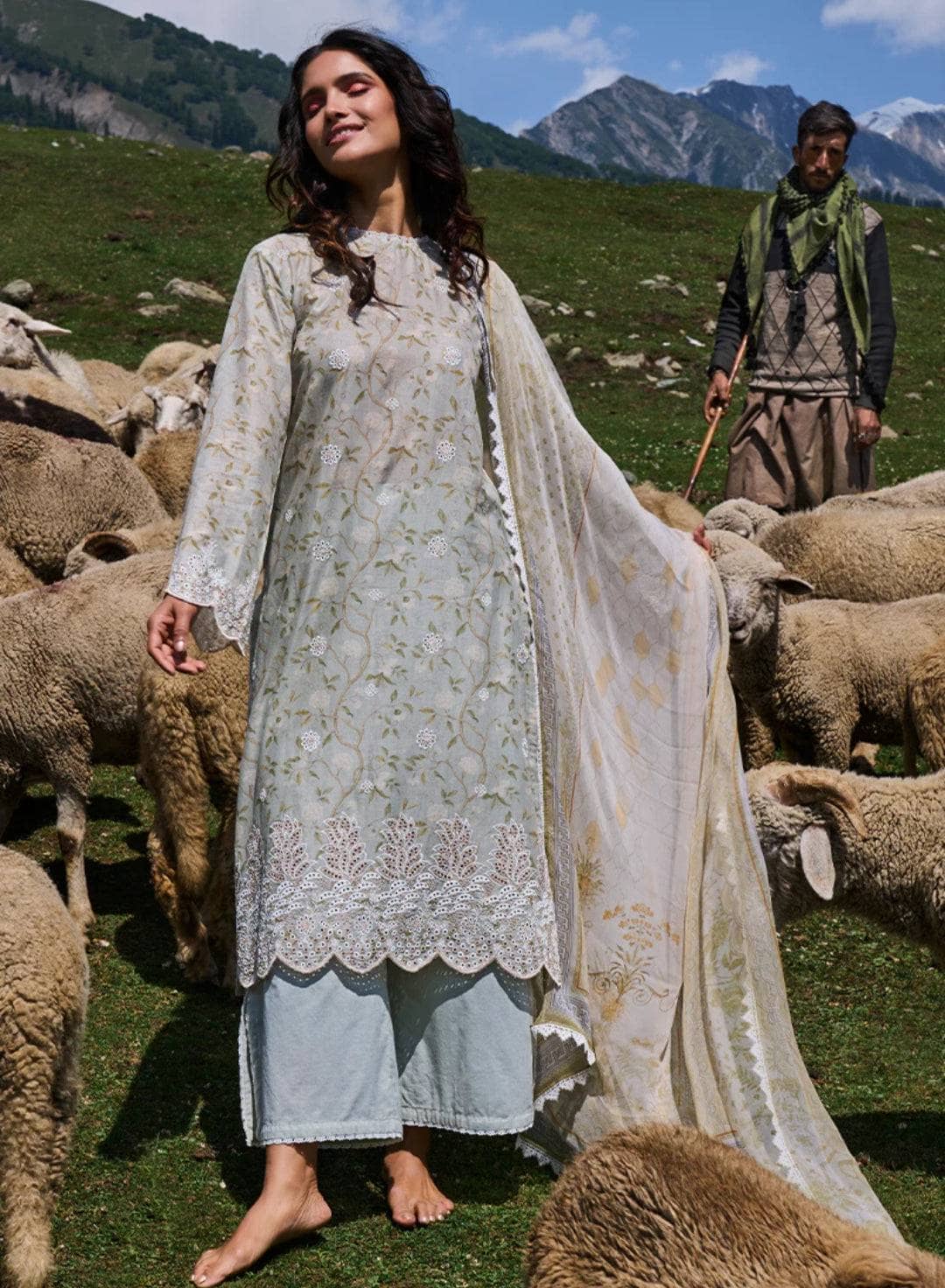 Img_summer_printkari_lawn_22_awwal_boutique