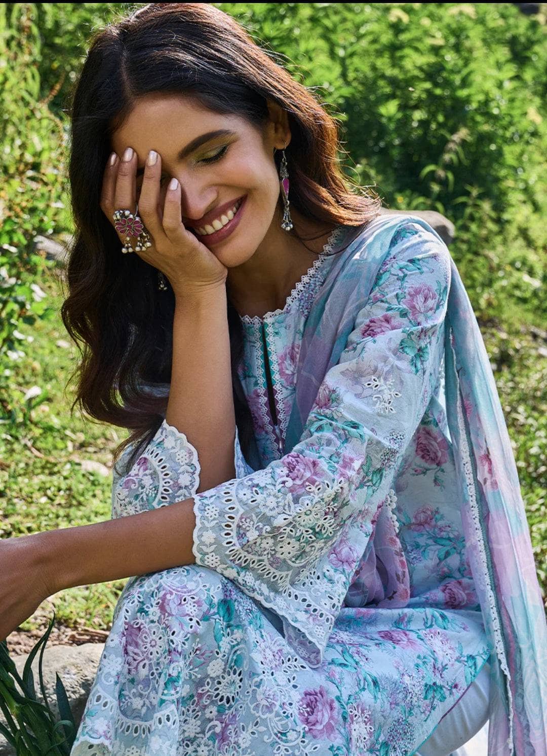 Img_summer_printkari_lawn_22_awwal_boutique