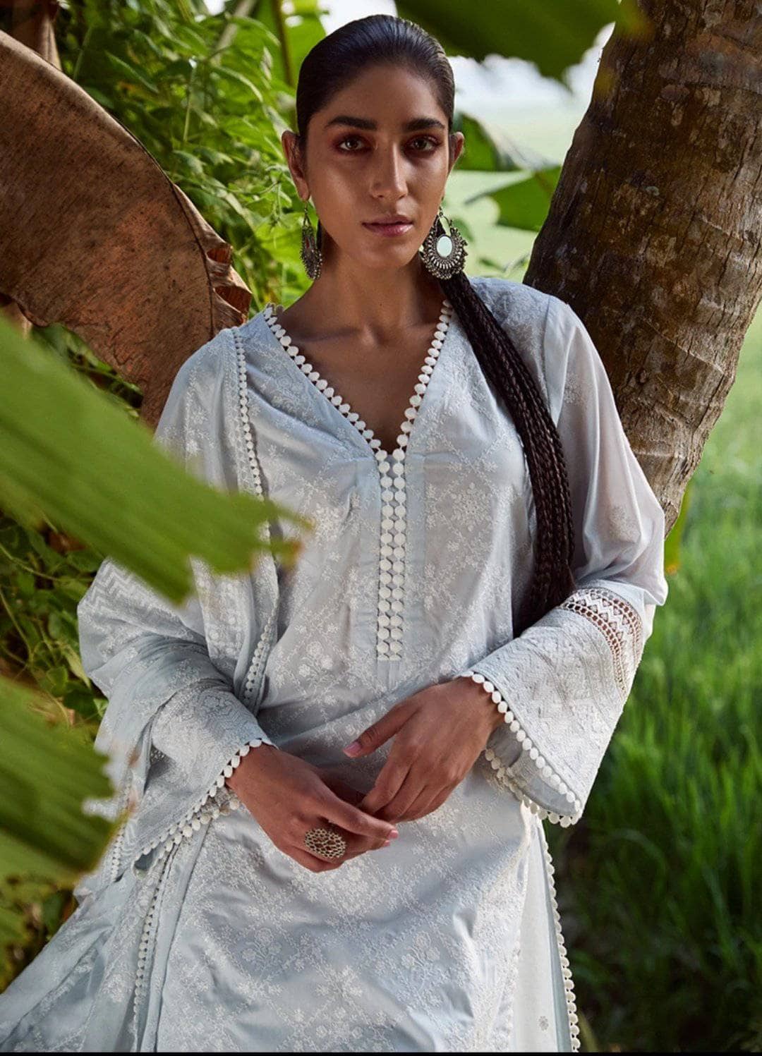 img_image_lawnkari_lawn_2021_awwal_boitique