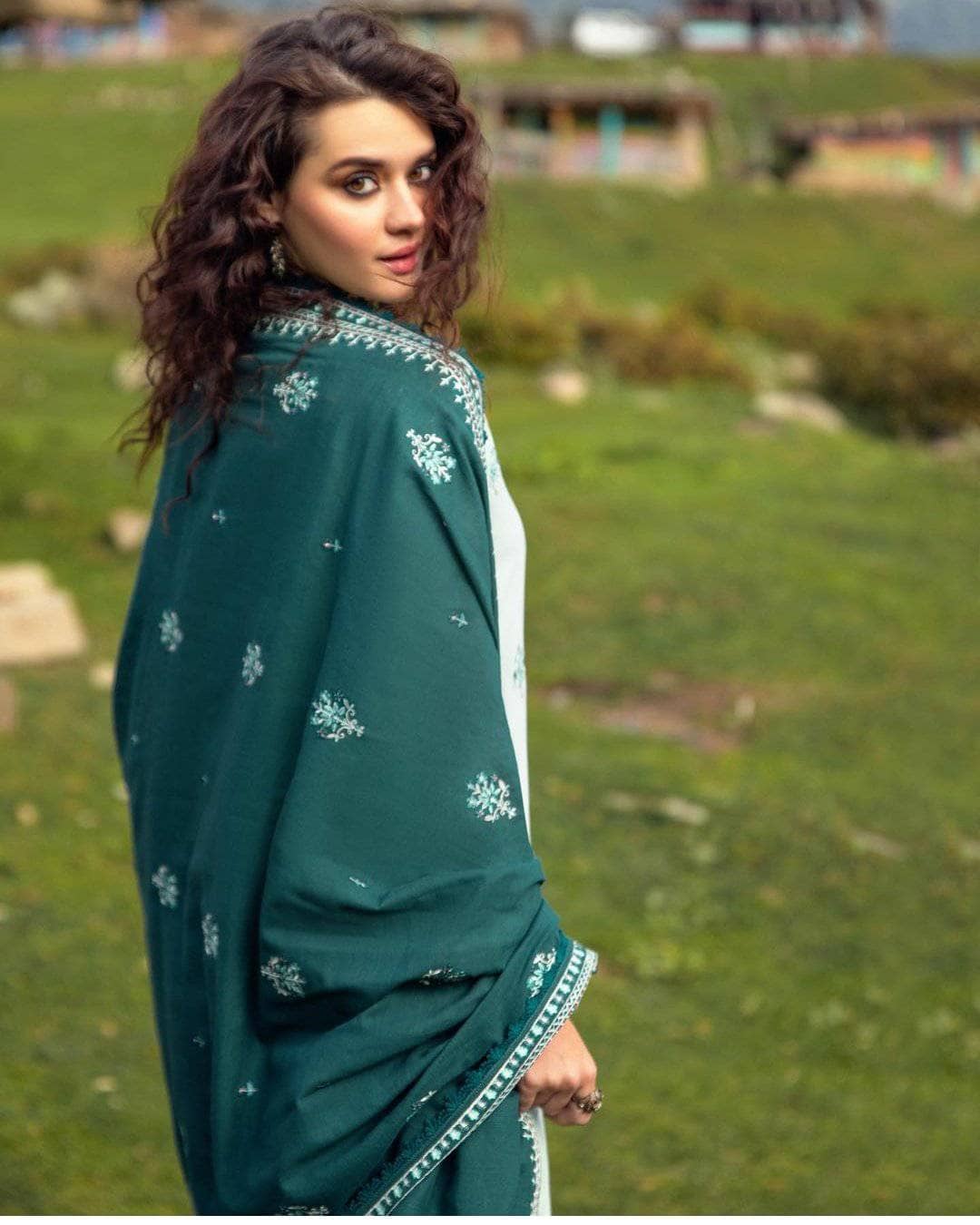 img_image_winter_collection_awwal_boutique