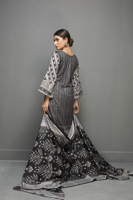 img_kalyan_printed_lawn_pakistani_suits_awwal_boutique