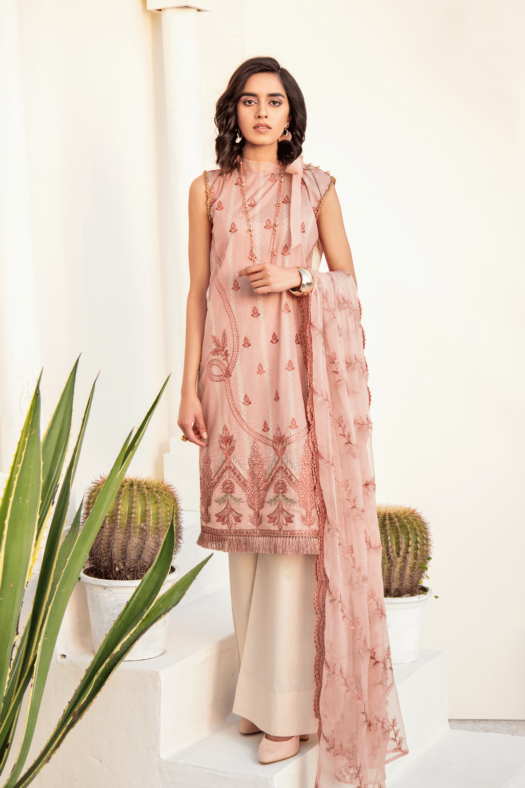 img_iznik_chinon_lawn_collection_awwal_boutique_eid_collection