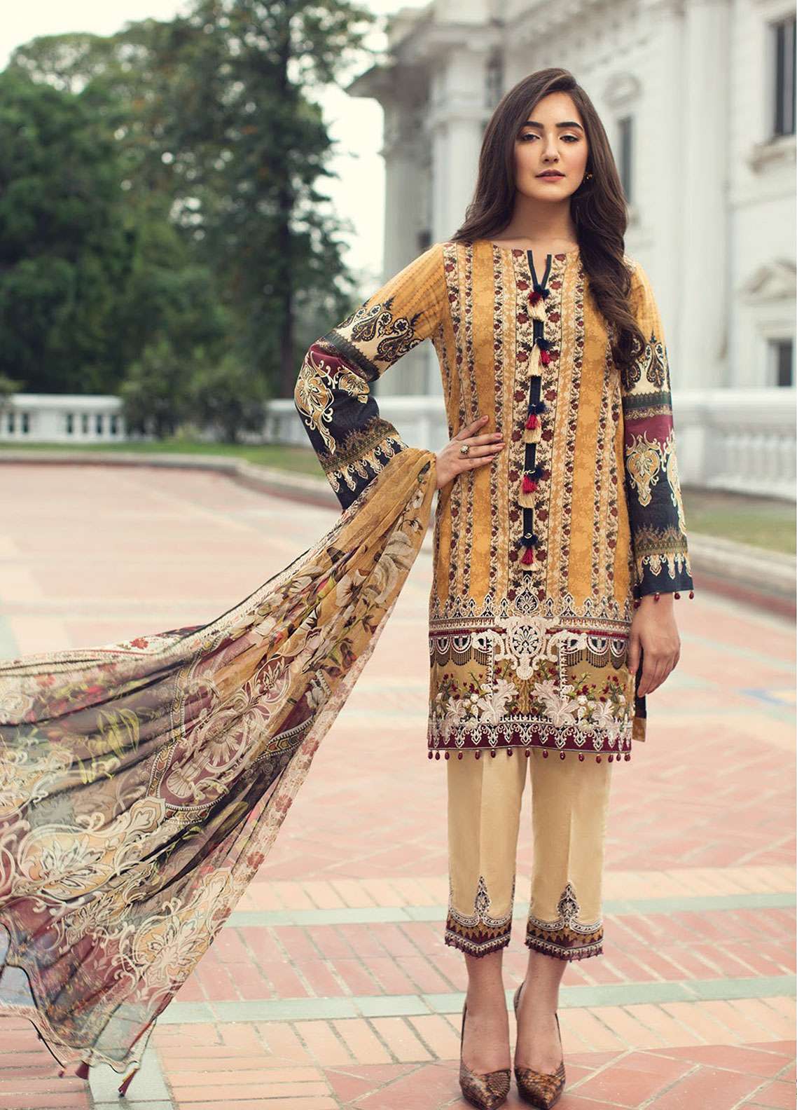 img_baroque_lawn_2021_awwal_boutique