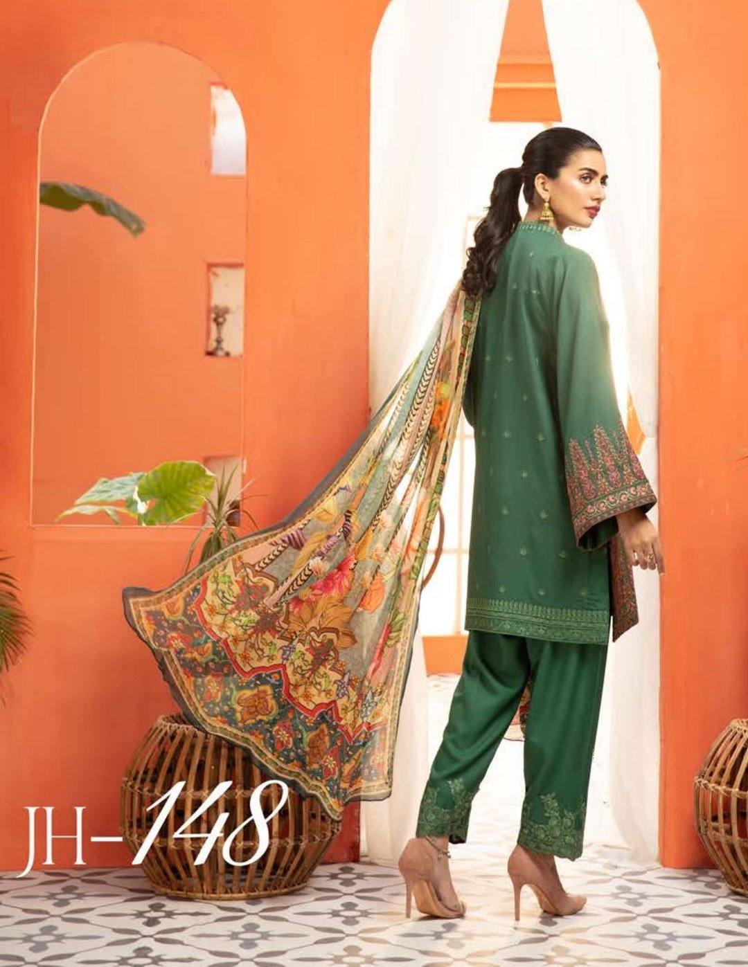 img_johra_zaib_leather_peach_woolen_shawl_collection_awwal_boutique
