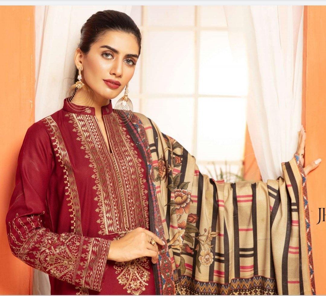 img_johra_zaib_leather_peach_woolen_shawl_collection_awwal_boutique