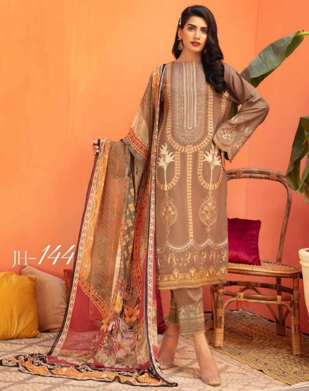 img_johra_zaib_leather_peach_woolen_shawl_collection_awwal_boutique