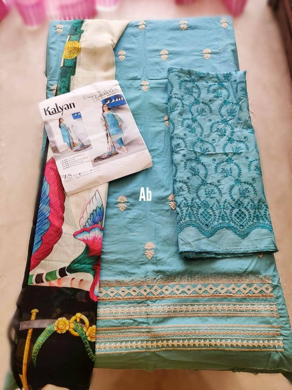 img_open_pics_kalyan_lawn_awwal_boutique