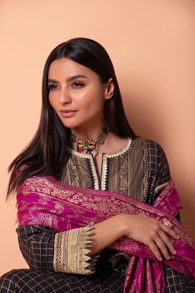 img_khaadi_lawn_22_awwal_boutique