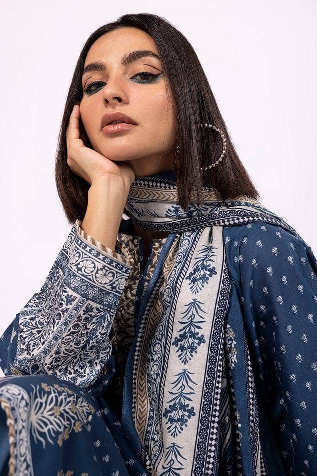 img_khaadi_lawn_23_awwal_boutique