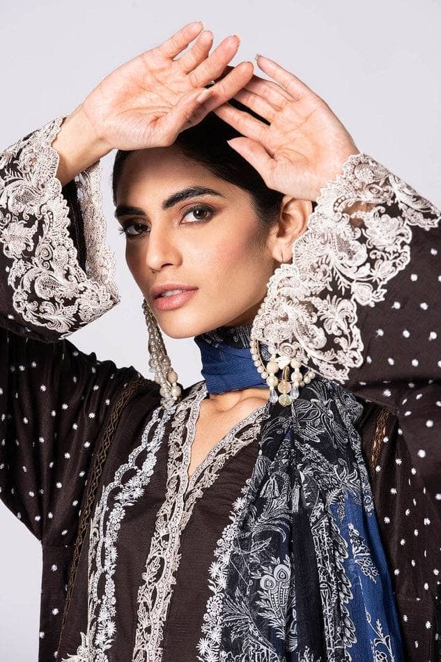 img_khaadi_lawn_23_awwal_boutique