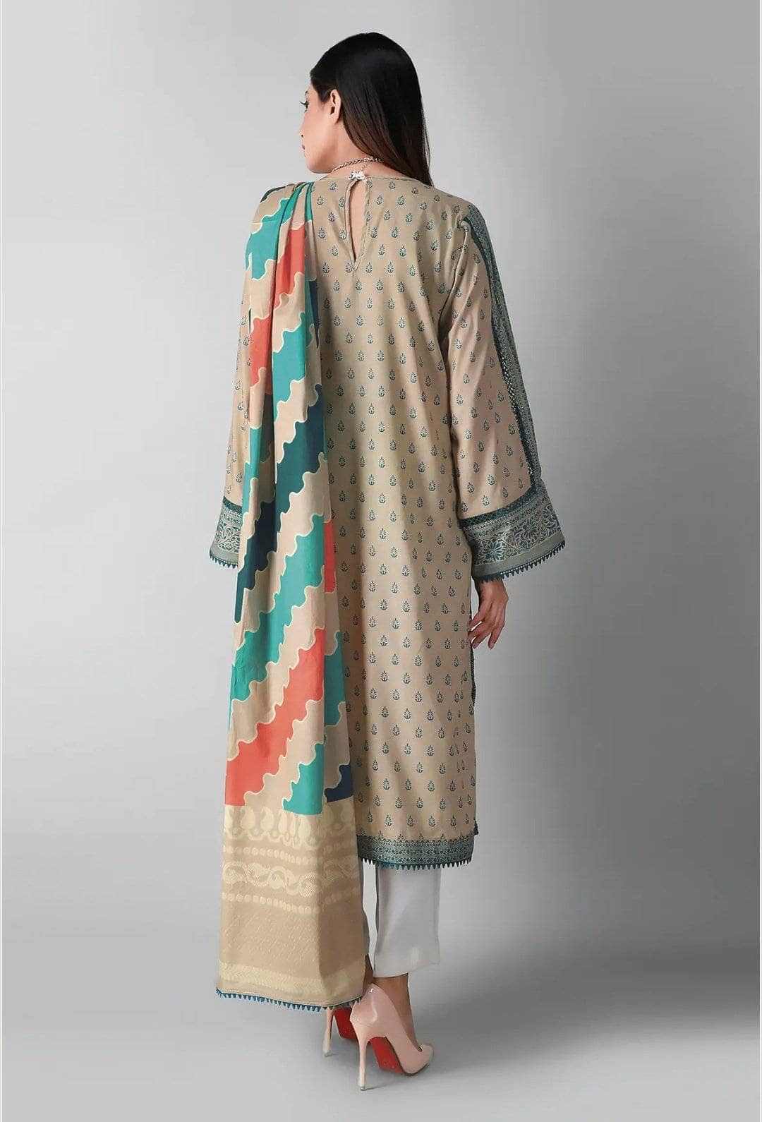 img_khaadi_lawn_2021_awwal_boutique