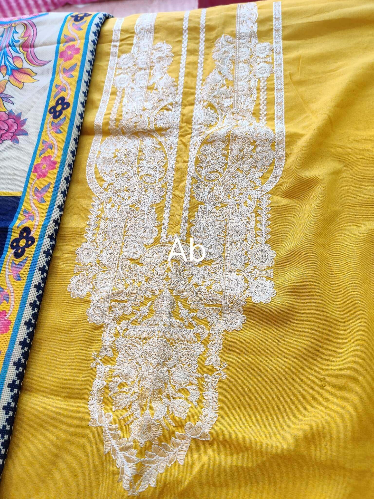 img_open pics_khaadi_awwal_boutique