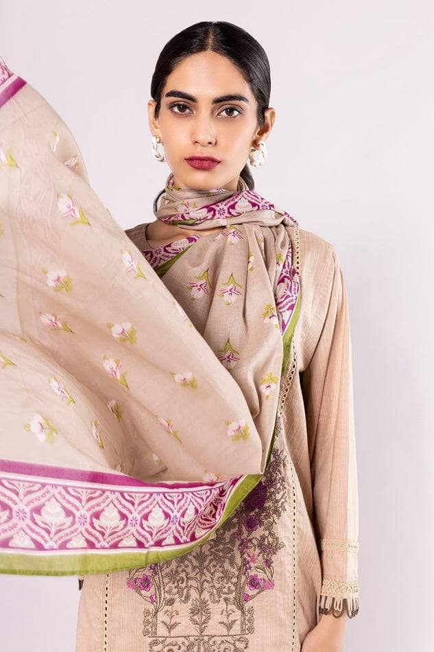 img_khaadi_lawn_22_awwal_boutique