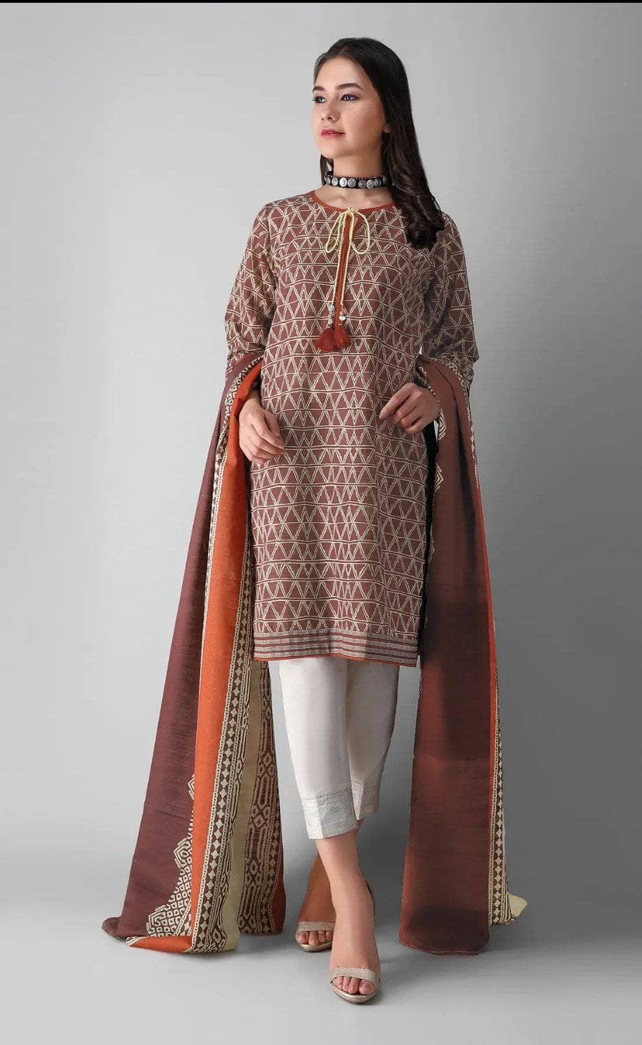 img_khaadi_khaddar_awwal_boutique