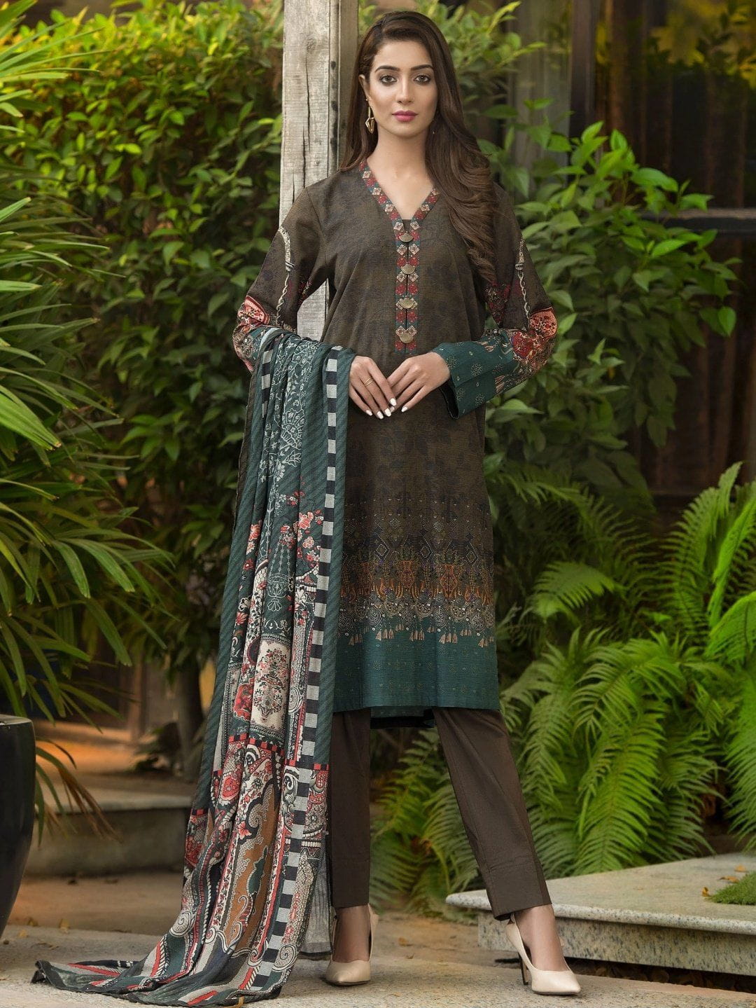 img_limelight_winter_collection_awwal_boutique