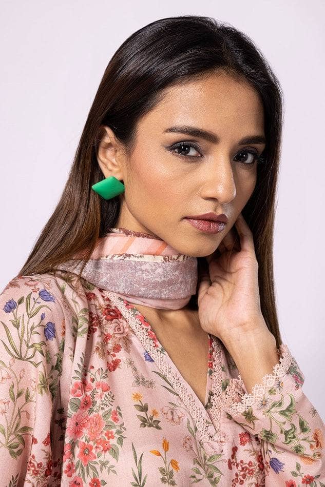 img_khaadi_lawn_23_awwal_boutique