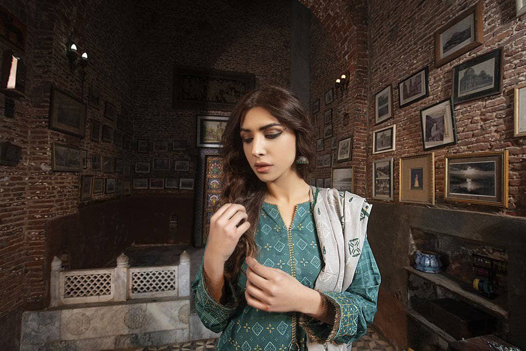 img_lakhani_dareeche_pearl_printed_lawn_2021_awwal_boutique