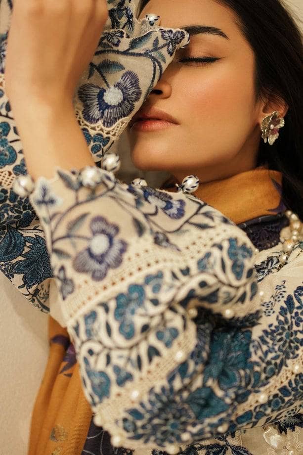 Img_sana_safinaz_muzlin_23_awwal_boutique