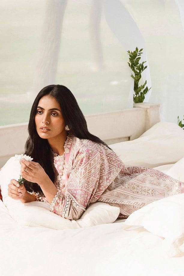 Img_sana_safinaz_muzlin_23_awwal_boutique