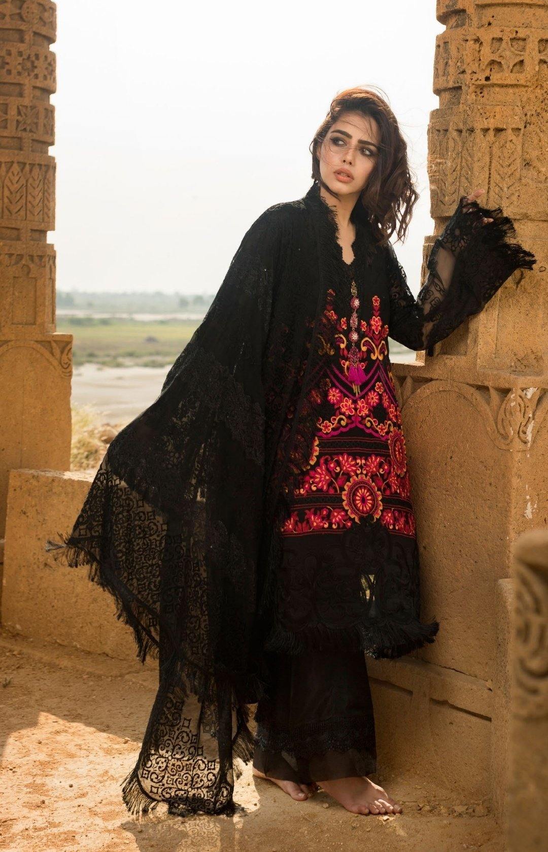 img_maria_khan_by_rub_nawaz_chiffon_collection_awwal_boutique