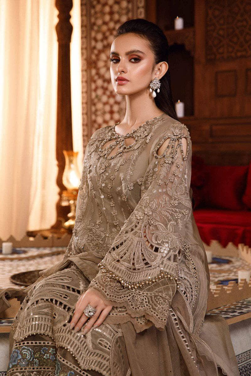 img_maria_b_mbroidered_chiffon_22_awwal_boutique