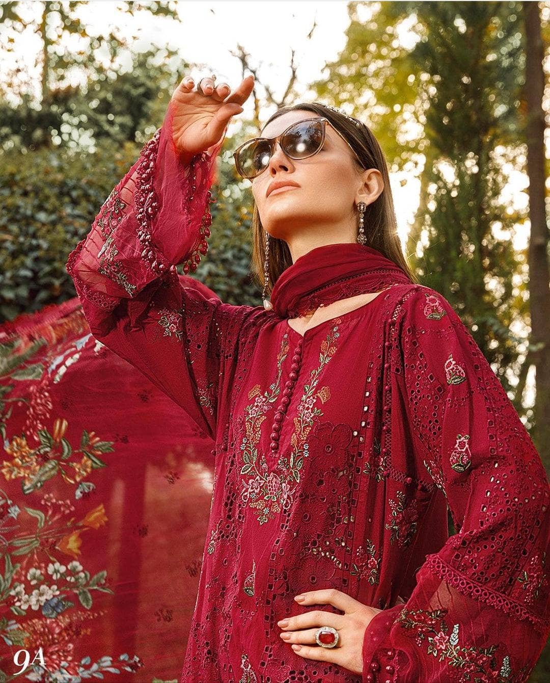 img_maria_b_eid_lawn_23_awwal_boutique