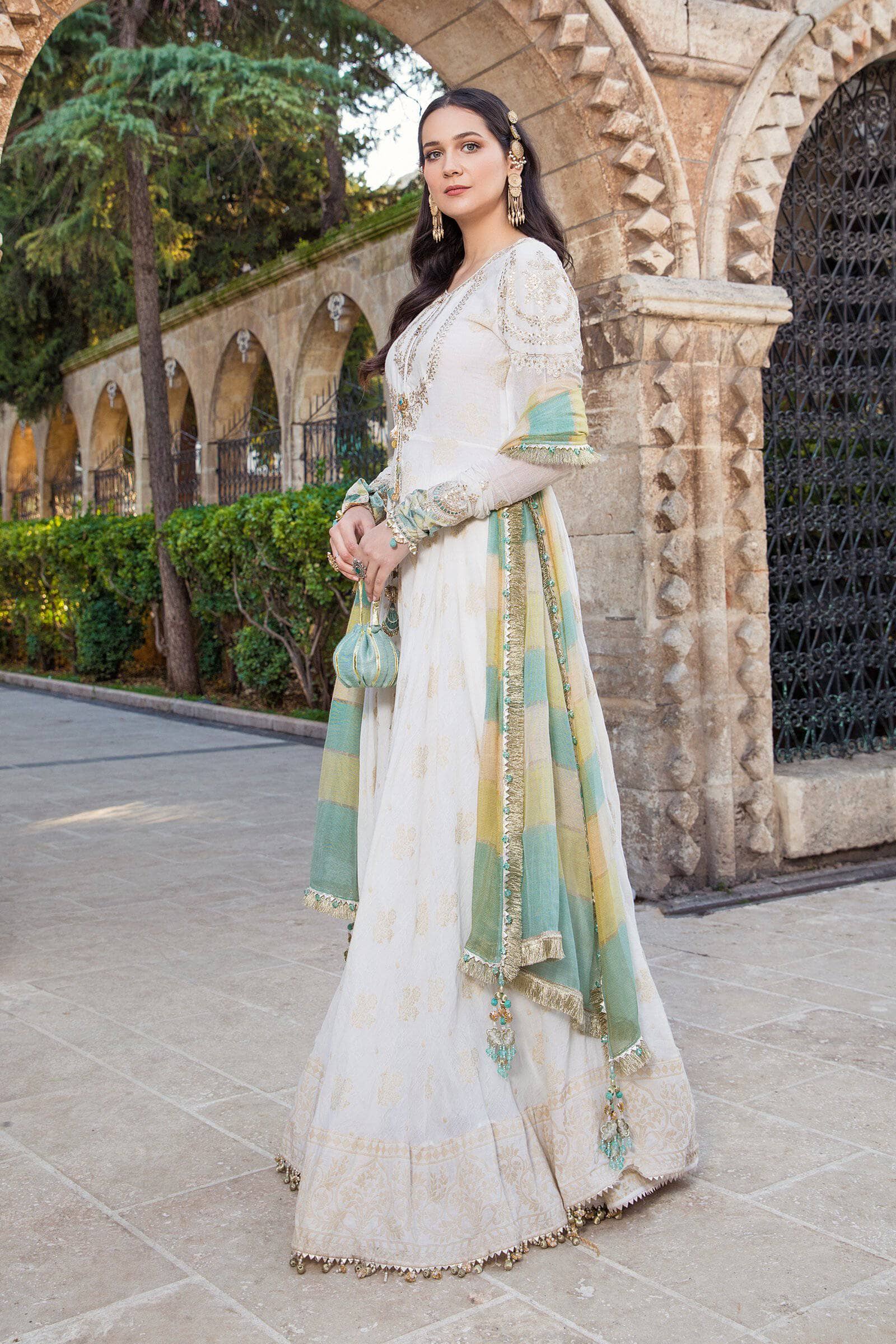 img_maria_b_lawn_2021_awwal_boutique
