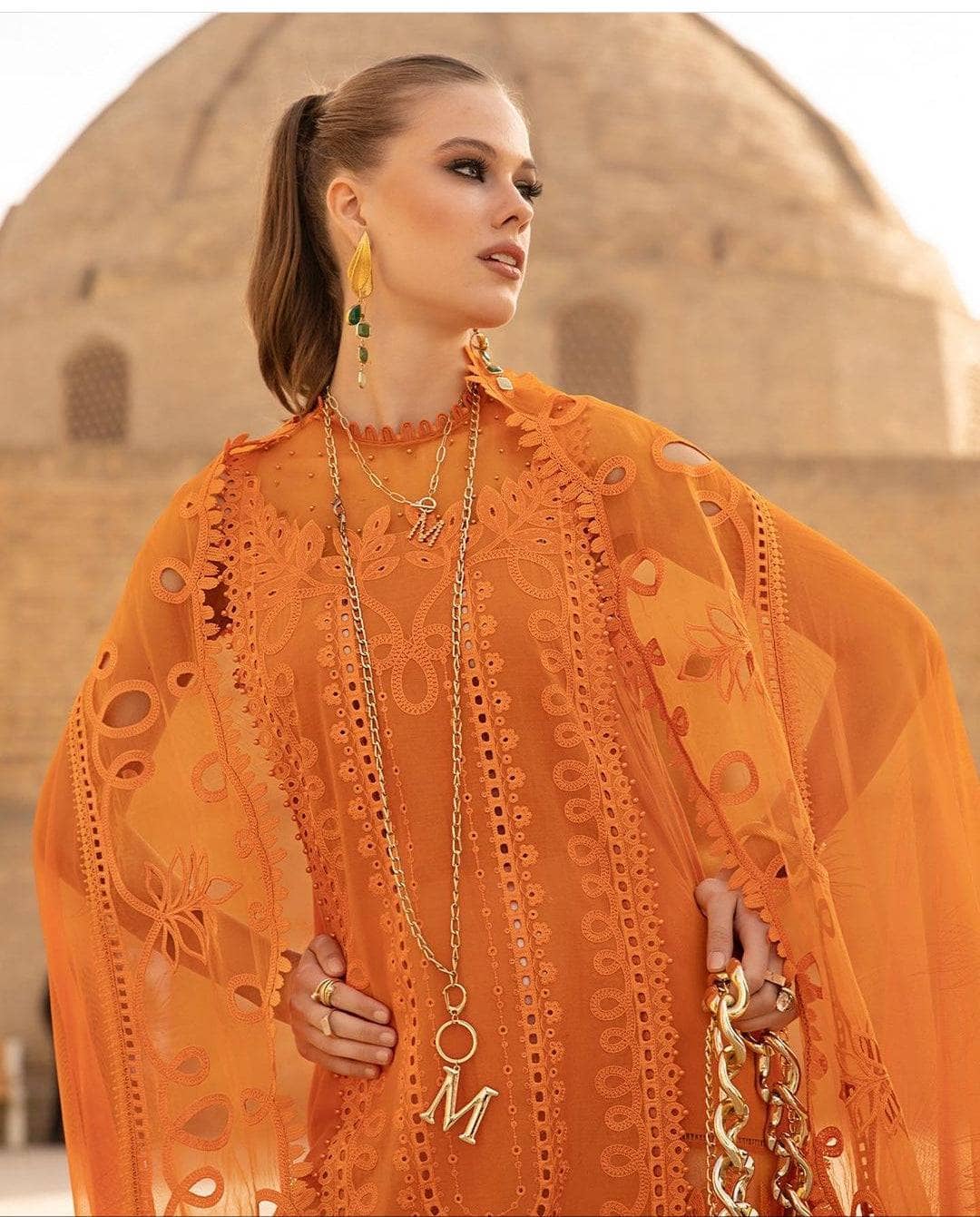 img_maria_b_eid_lawn_23_awwal_boutique