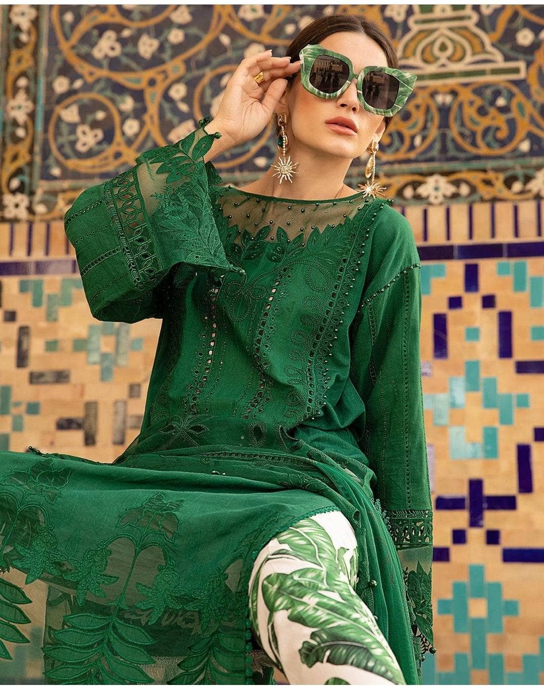 img_maria_b_eid_lawn_23_awwal_boutique
