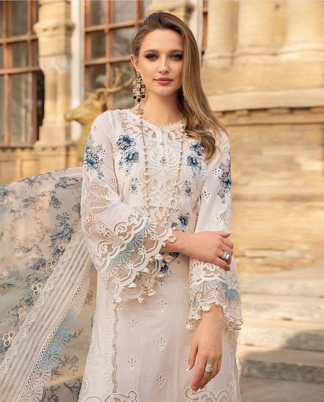img_maria_b_eid_23_awwal_boutique