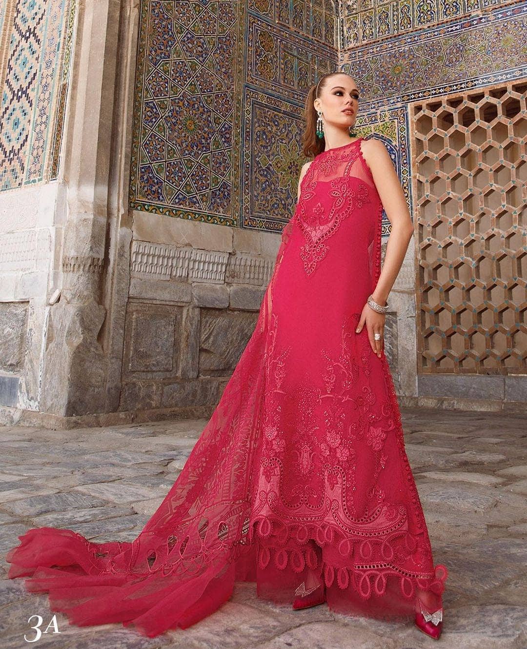 img_maria_b_eid_lawn_23_awwal_boutique