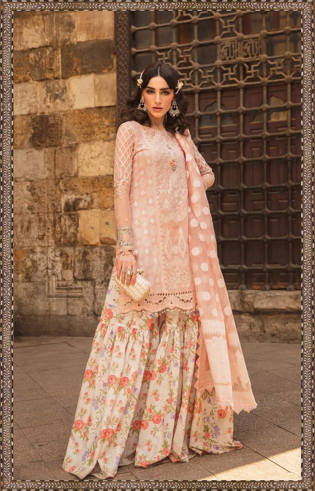 img_maria_b_lawn_collection_awwal_boutique