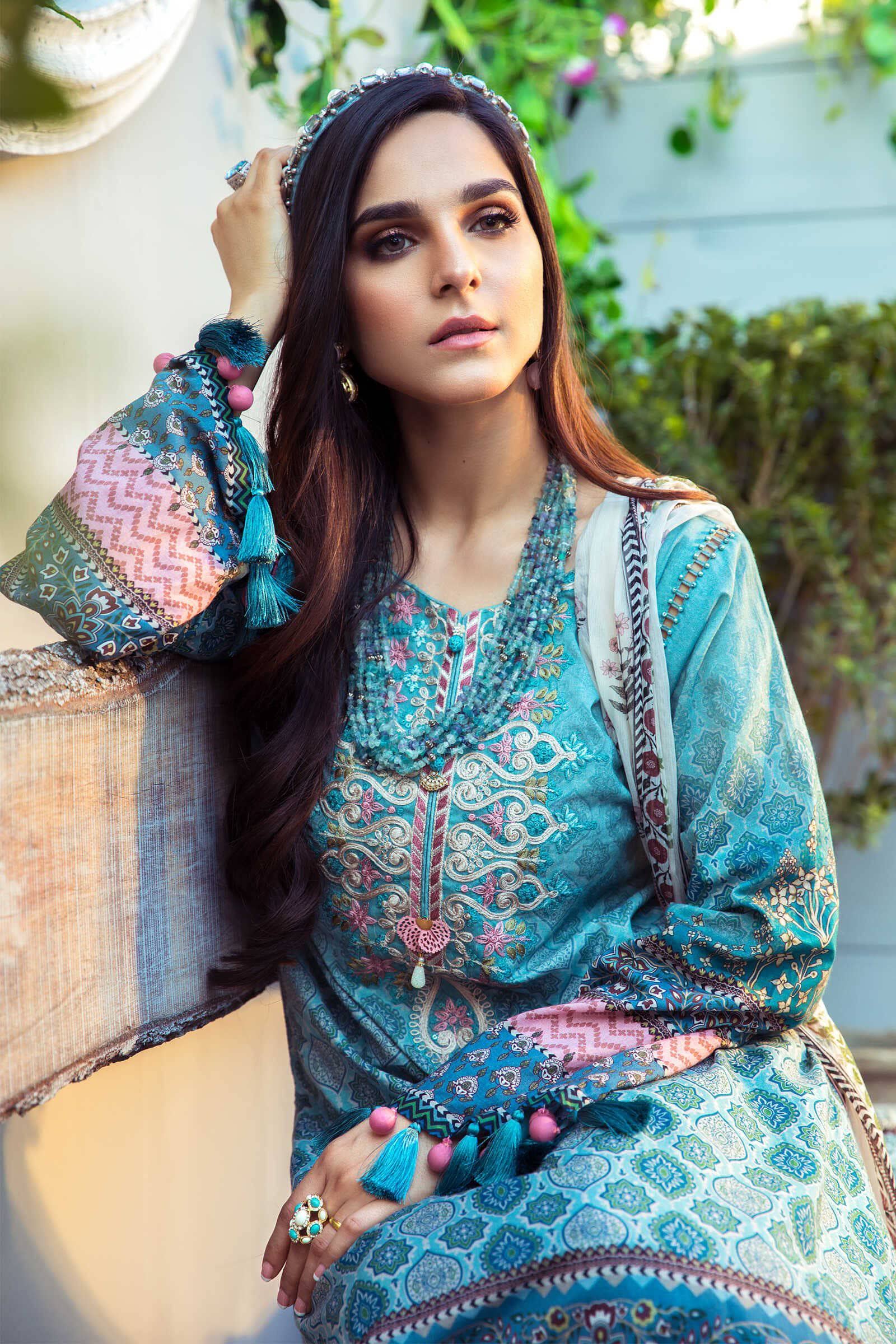 img_maria_b_m_prints_lawn_2021_awwal_boutique