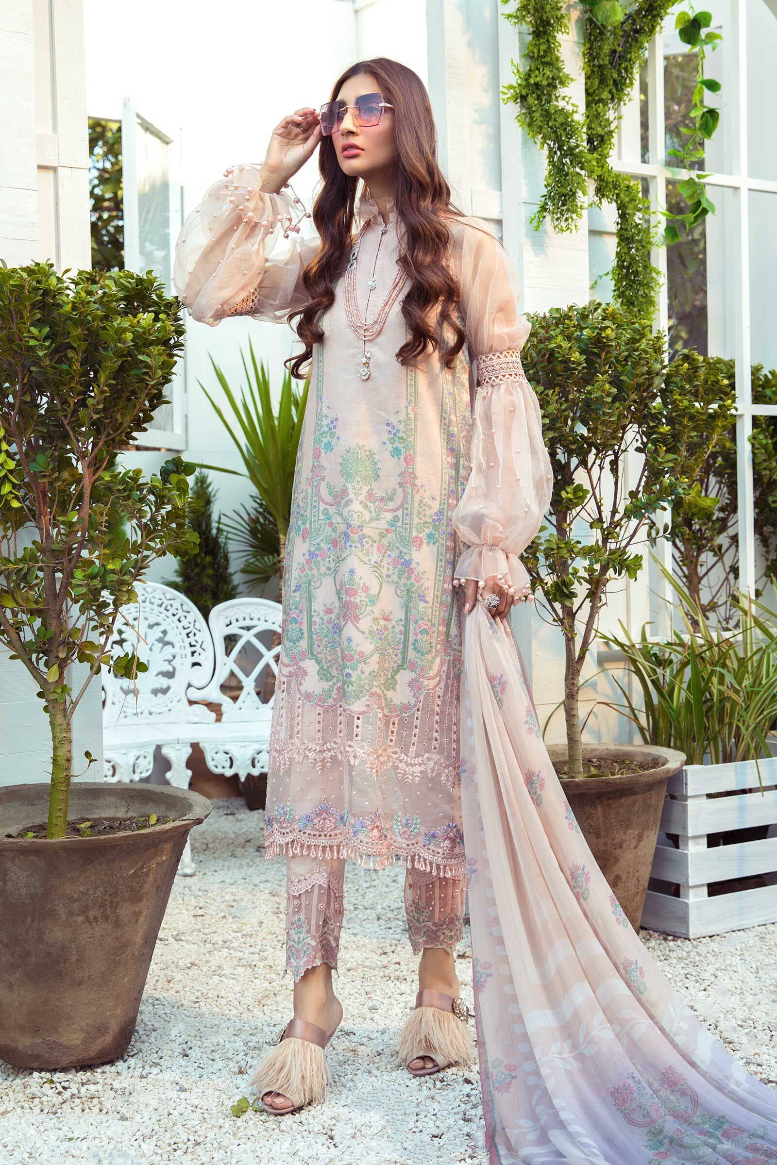 img_maria_b_m_prints_lawn_2021_awwal_boutique