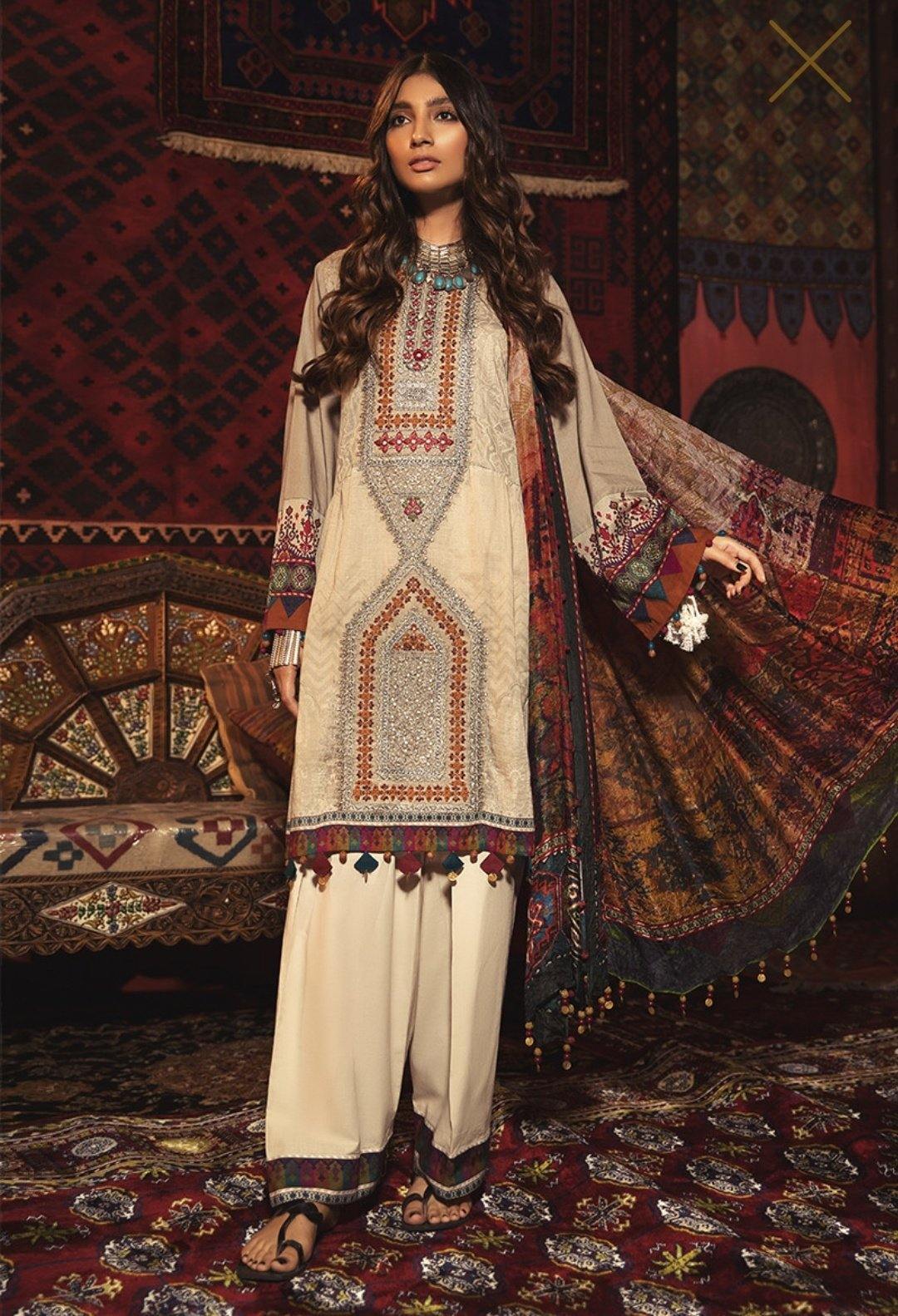 img_maria_b_m_prints_fall_winter_awwal_boutique