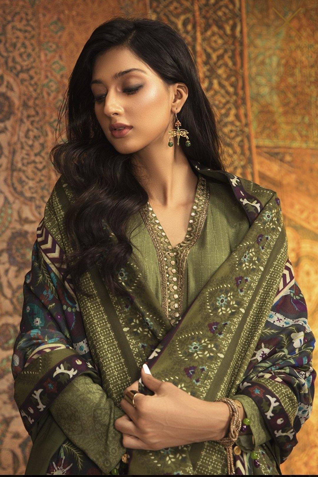 img_maria_b_m_prints_fall_winter_awwal_boutique