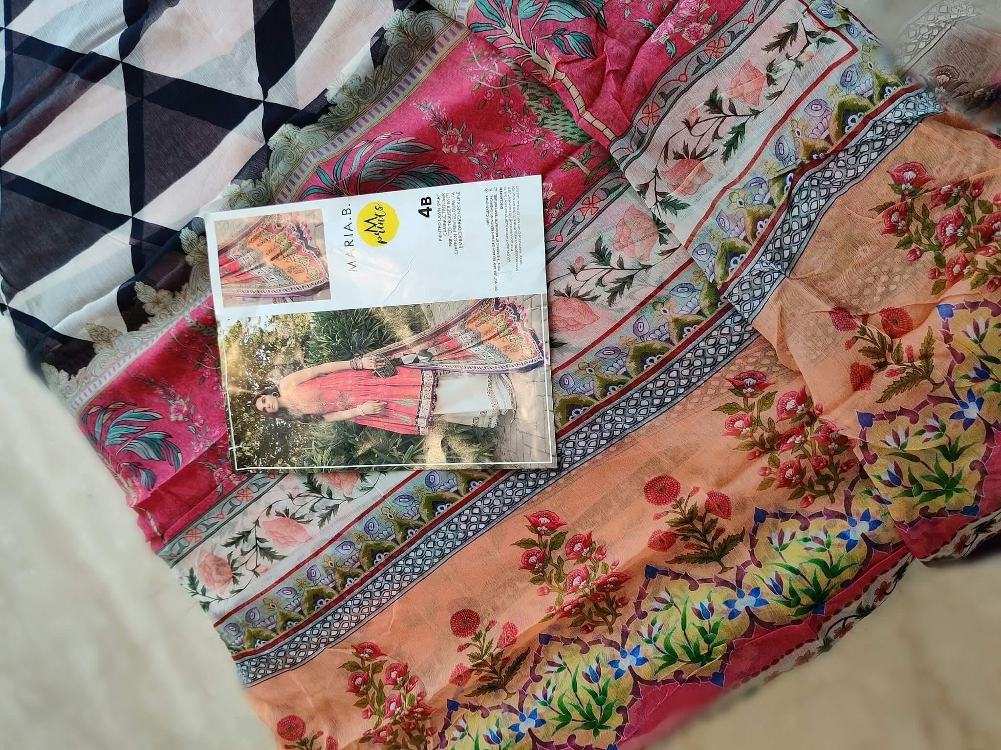 img_open_pics_maria_b_m_prints_lawn_2020_awwal_boutique
