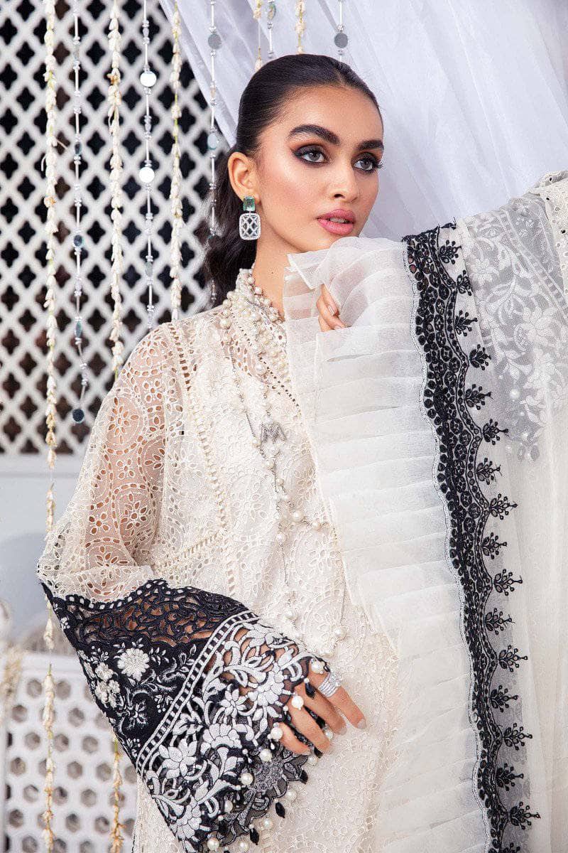 img_maria_b_eid_lawn_22_awwal_boutique
