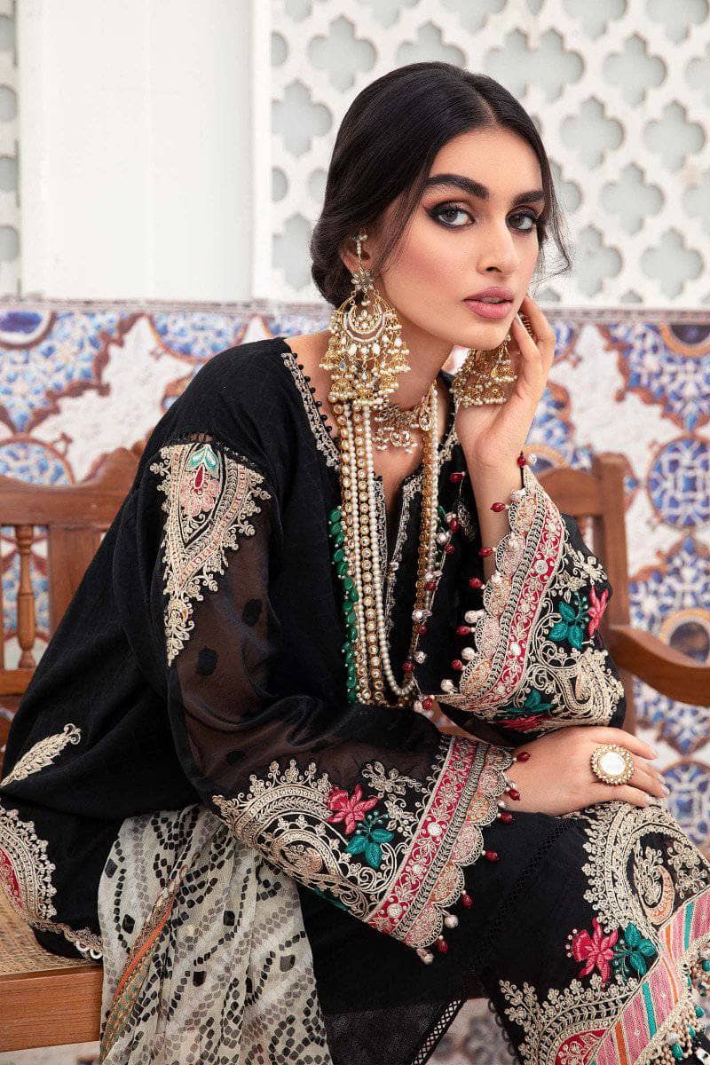 img_maria_b_eid_lawn_22_awwal_boutique