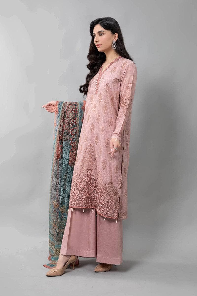 img_maria_b_m_prints_winter_awwal_boutique