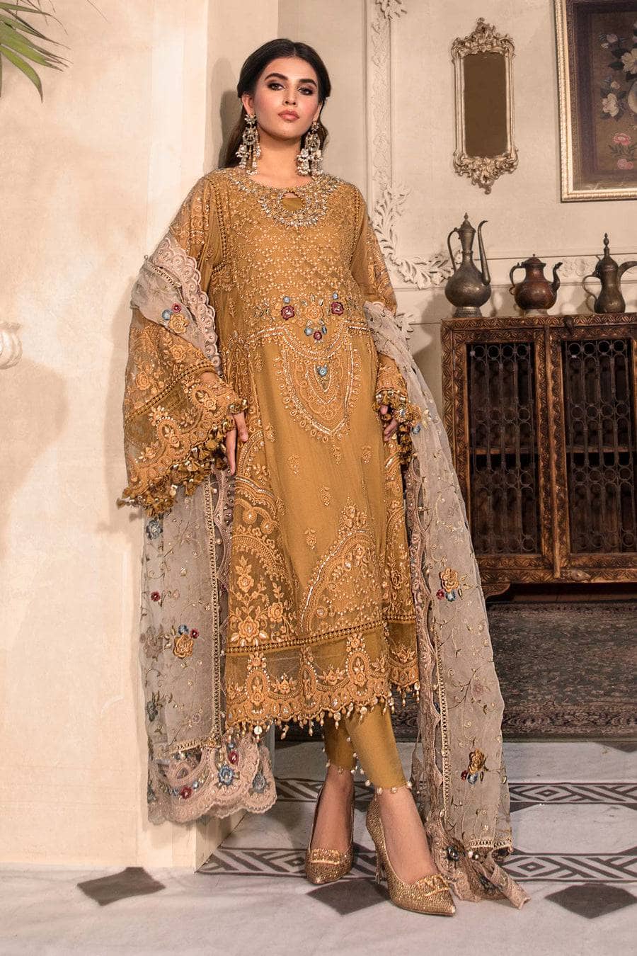 img_maria_b_mbroidered_chiffon_23_awwal_boutique