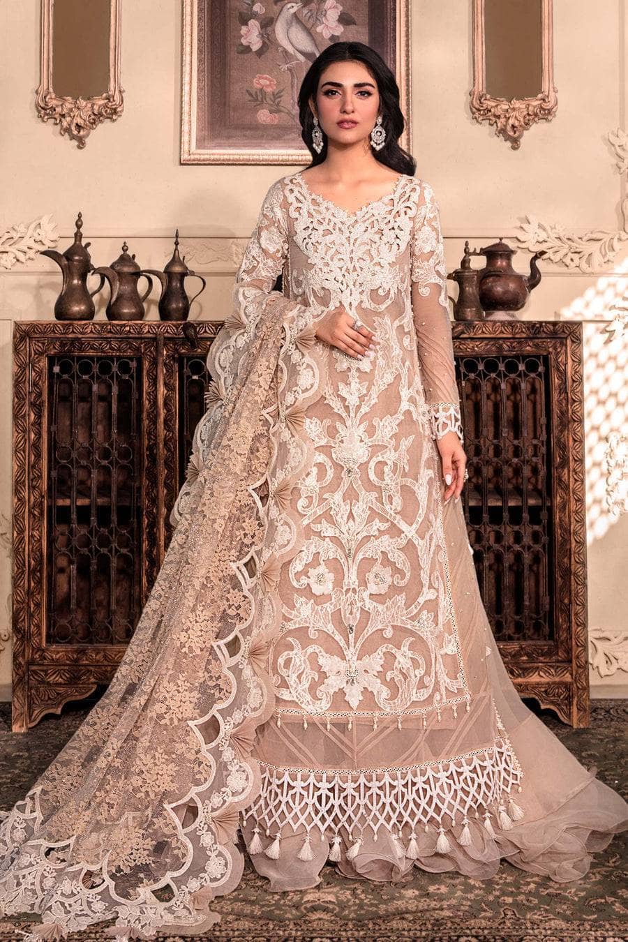 img_maria_b_mbroidered_chiffon_23_awwal_boutique