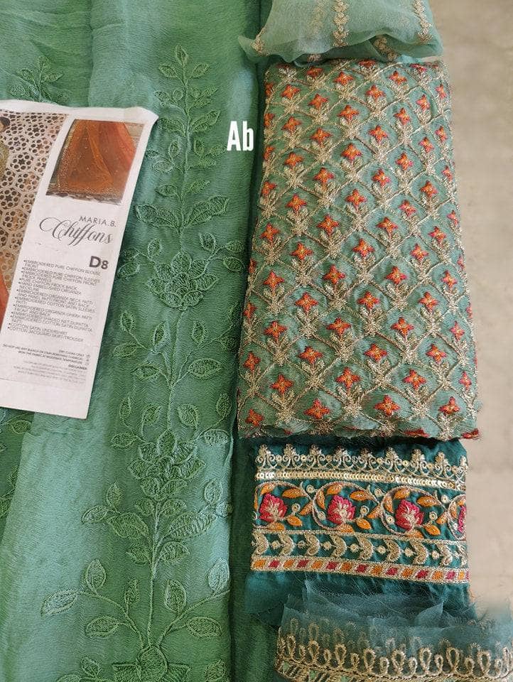 img_open_pic_maria_b_mbroidered_2022_awwal_boutique