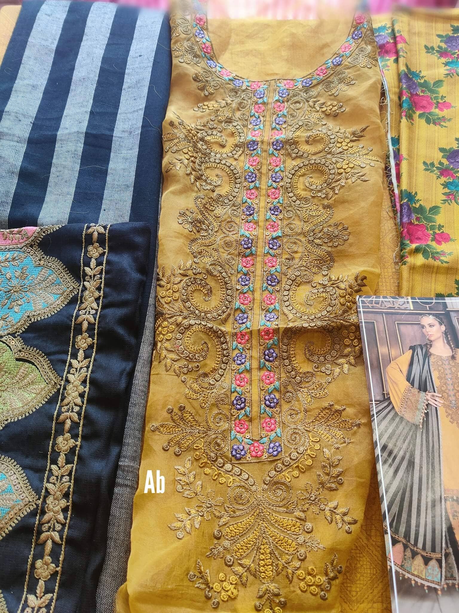 img_open_pics_maria_b_linen_21_awwal_boutique