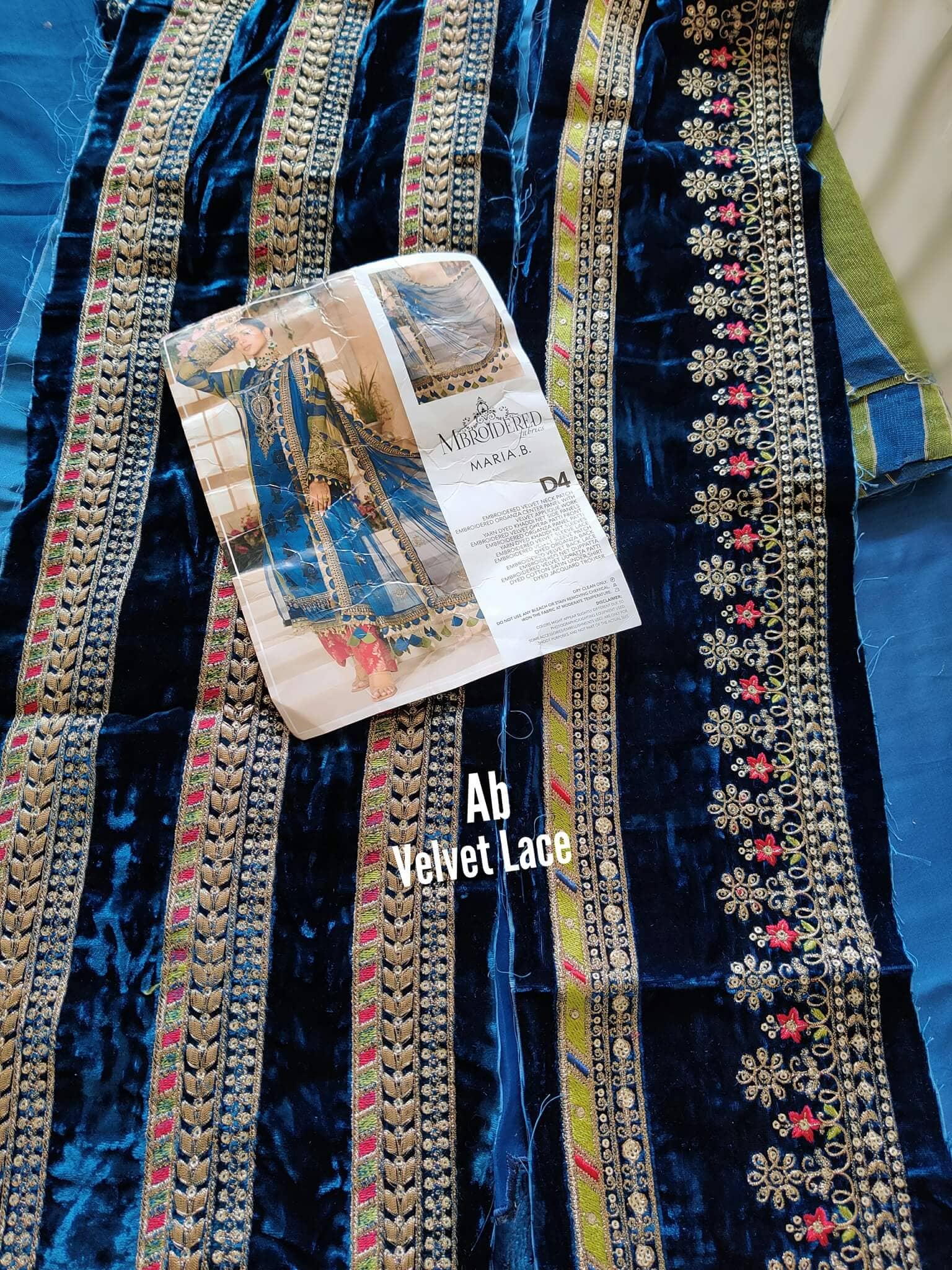 img_maria_b_mbroidered_eid_collection_awwal_boutique