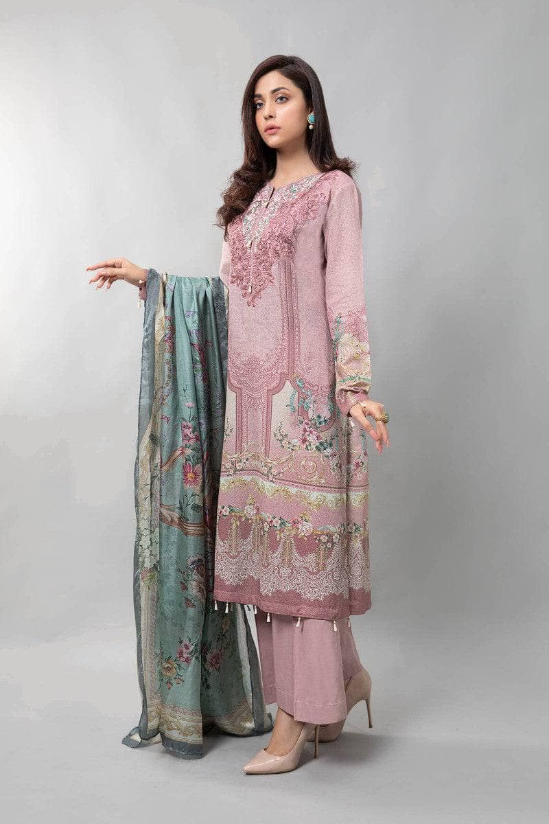 img_maria_b_m_prints_winter_awwal_boutique