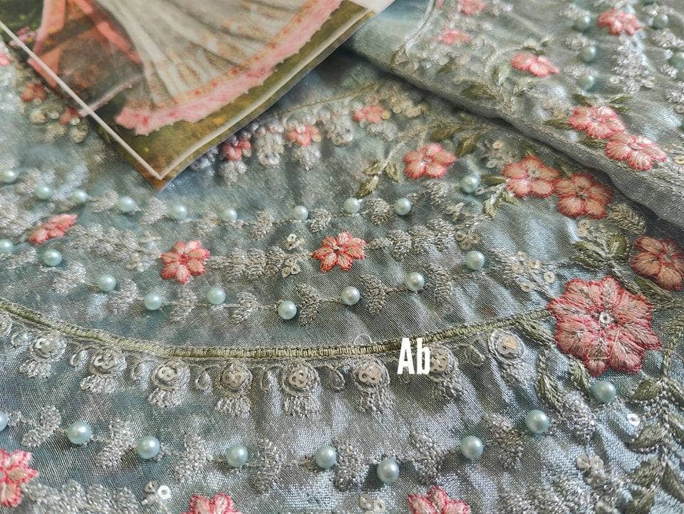 img_maria_b-sateen_open_pic_awwal_boutique