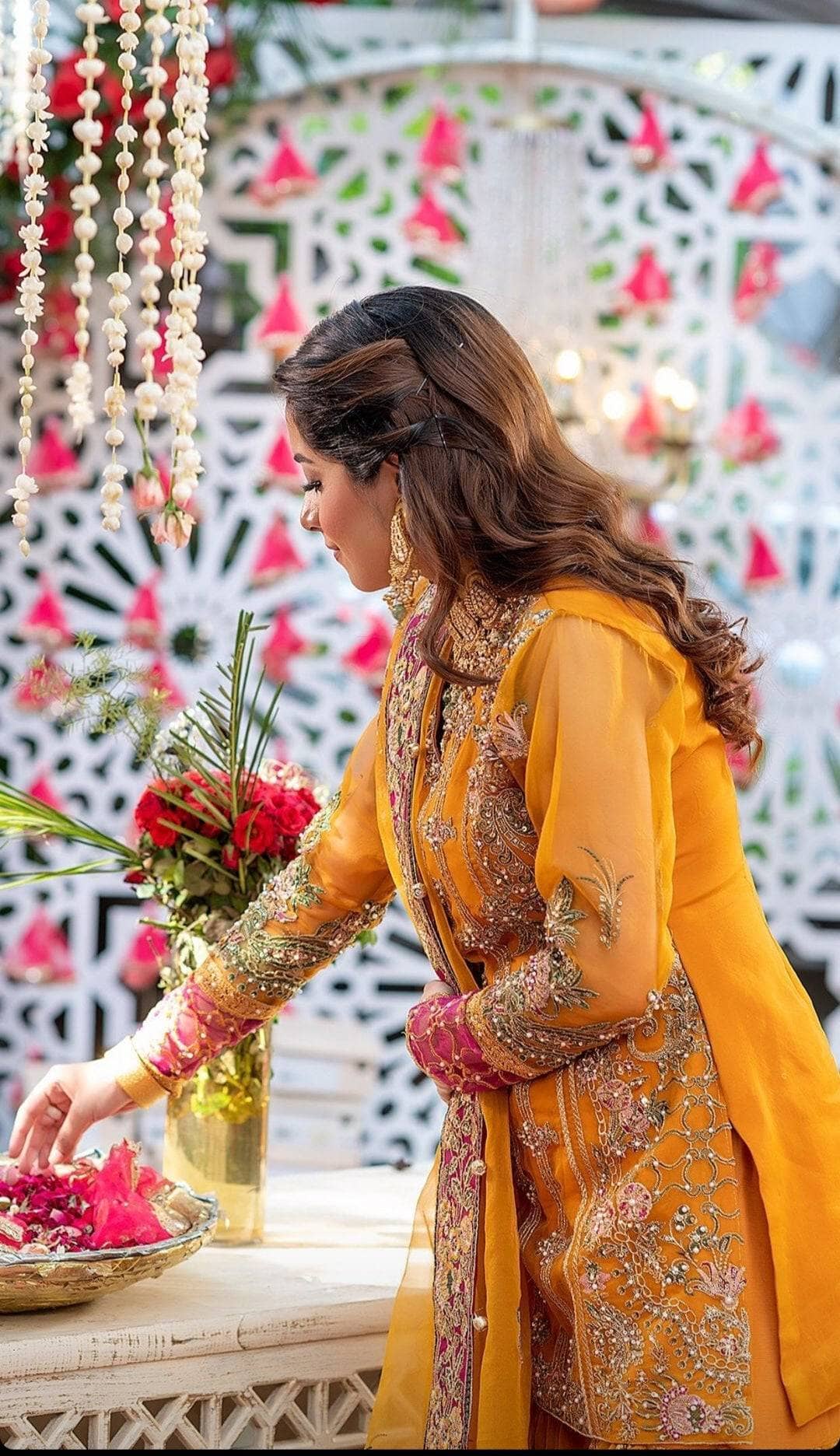 img_maria_osama_khan_wedding_edition_awwal_boutique