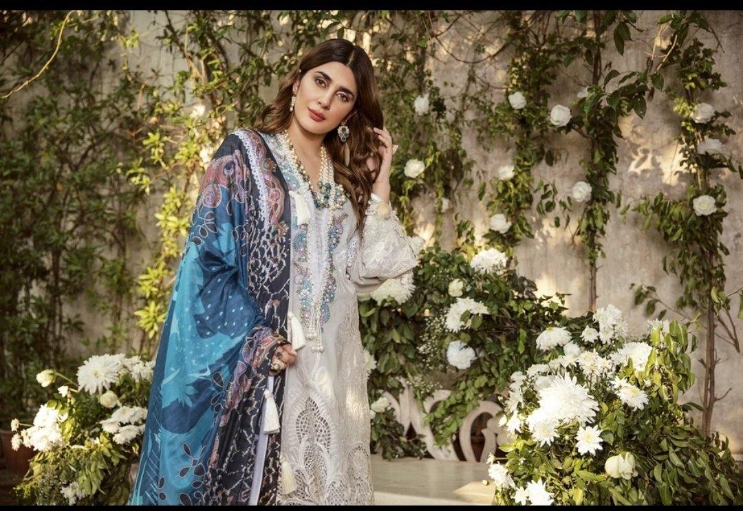img_maryam_hussain_lawn_collection_awwal_boutique